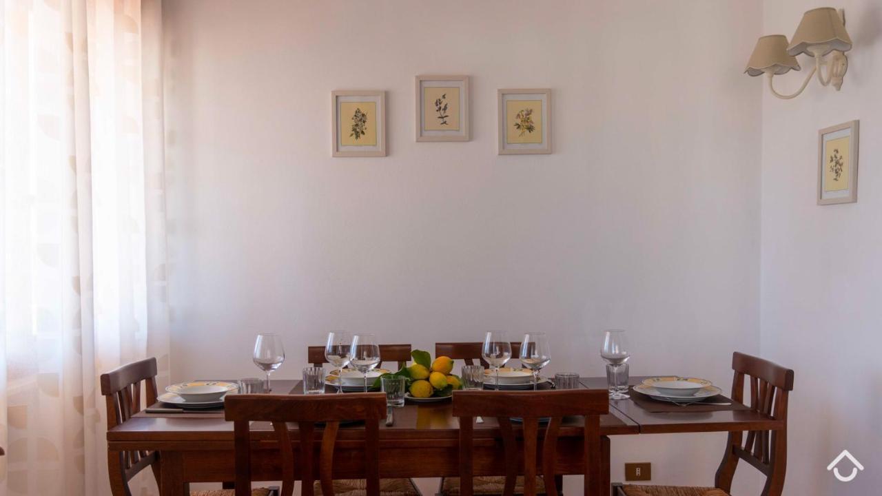 Villa Al Mare - Cala Gonone Dorgali Bagian luar foto
